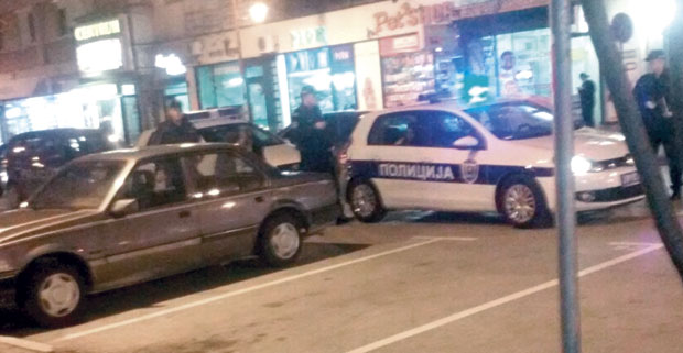 ЖЕСТОК ОКРШАЈ У ЦЕНТРУ ЧАЧКА: Шест убода у мушкарца! (ФОТО)
